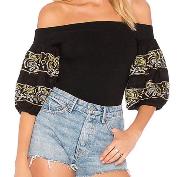 FREE PEOPLE ‘Rock With It’ Puff-Sleeve Embroidered Boho Festival Knit Top - Picture 1 of 10